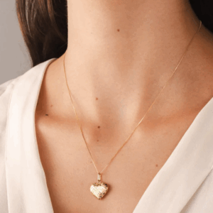 Pingente de Ouro 18k Coração com Frisos